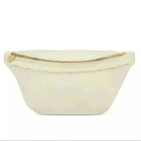 Stoney Clover Lane Jumbo Fanny Sherpa Sand with Heart Patch - Picture 3 of 7